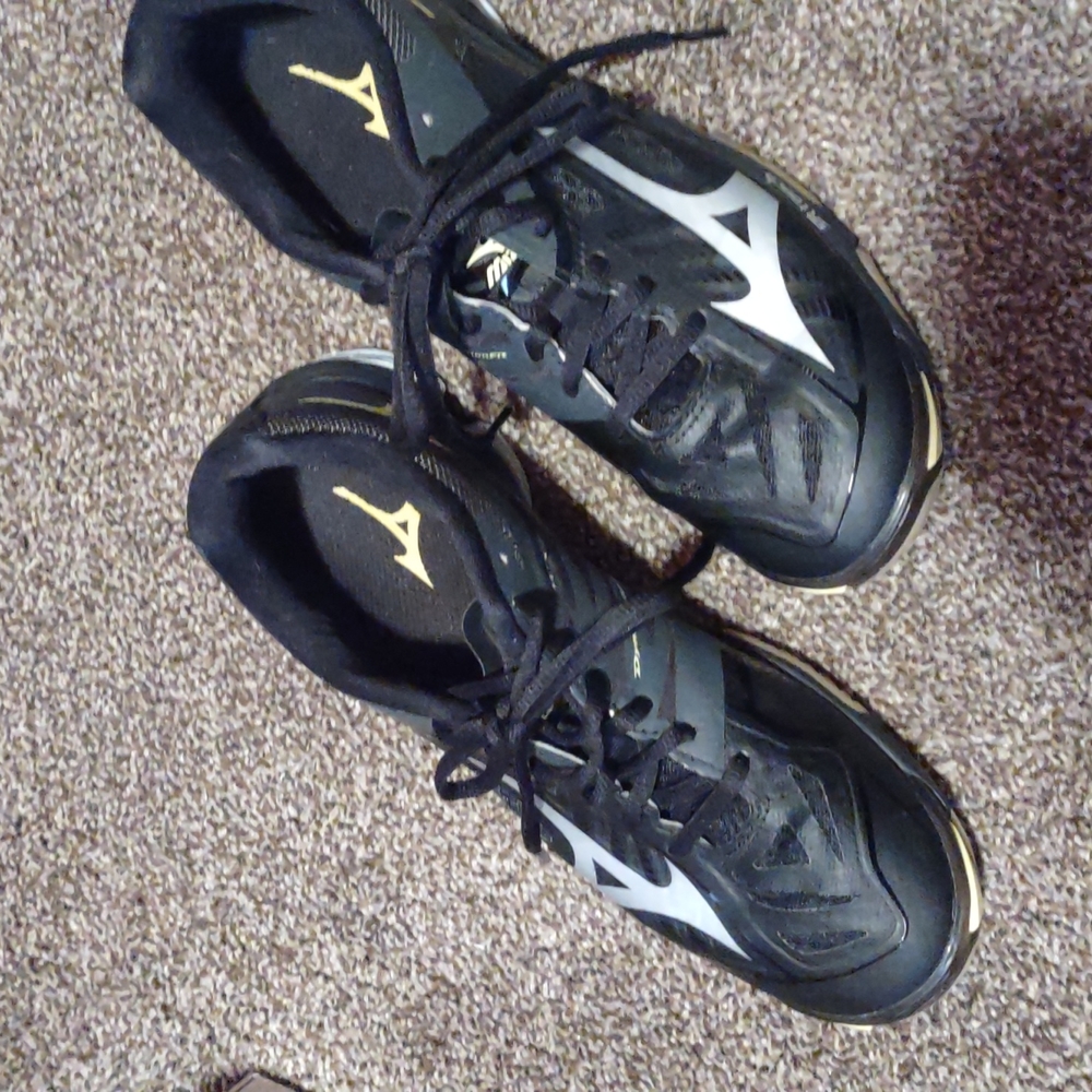 Wave lightning women's volley ball shoes